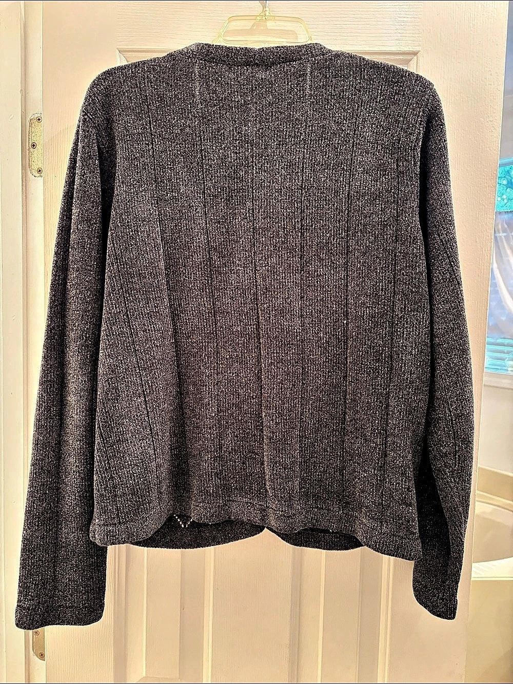 Van Heusen V-Neck Cardigan in Black & Gray Size Large - Picture 8 of 11